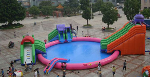 Giant Inflatable Water Parks