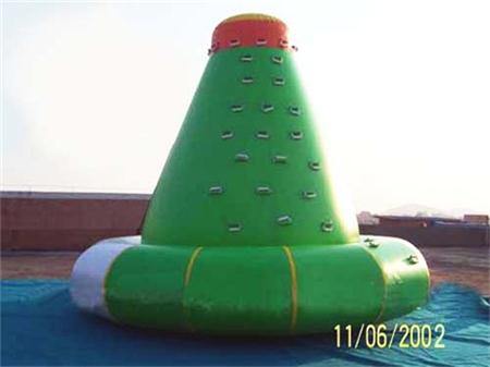 Inflatable Iceberg