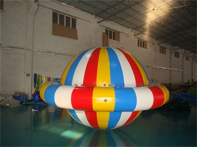 Inflatable Water Saturn