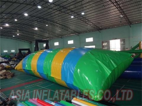 Inflatable Water Blob