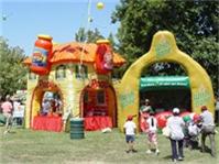 Ragu Inflatable Booth
